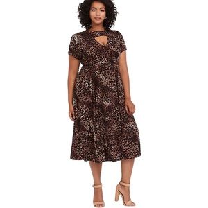 🥳HOST PICK!🥳 NEW Torrid LEOPARD CHALLIS KEYHOLE MIDI SKATER DRESS